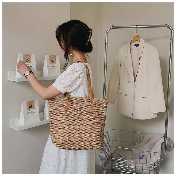 Women's Straw Vacation Style Summer Weaving Large Capacity Female Shoulder Bags