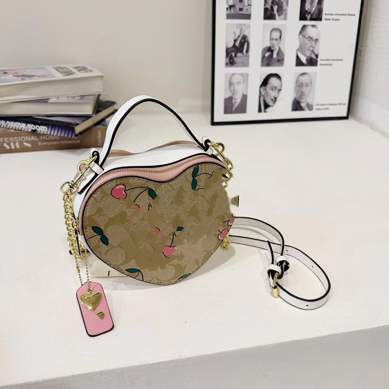 Fashion Classic Logo Heart-shaped Old Floral Bags