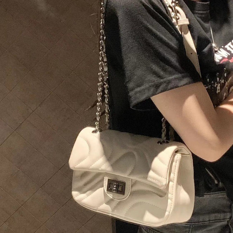 Stylish Attractive Women's Trendy Chain Underarm Crossbody Bags
