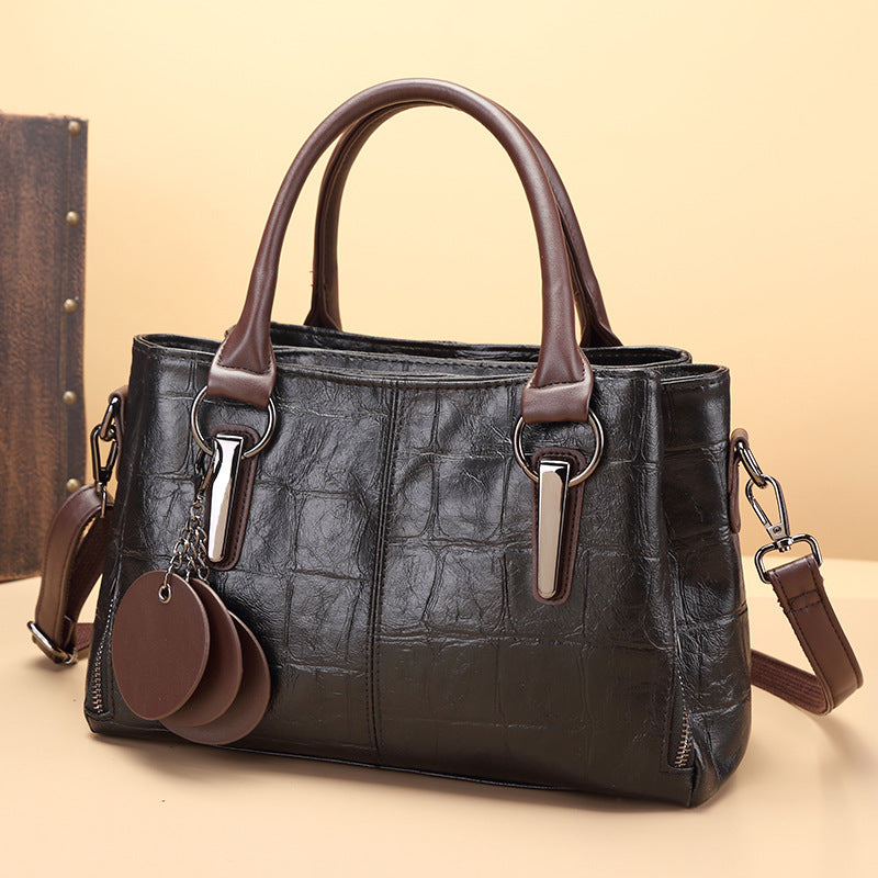 Women's Retro Contrast Color Personality Large Capacity Handbags