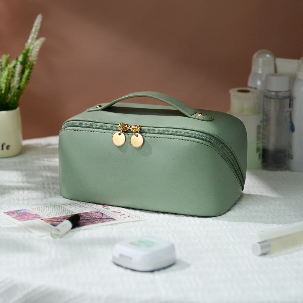 Women's Large Capacity Convenient High Sense Toiletry Makeup Bag