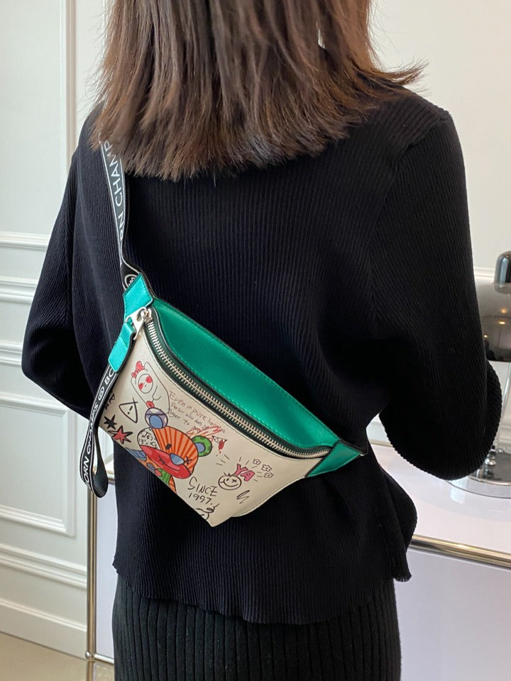 Women's Iti Printed Little Bear Pattern Contrast Crossbody Bags