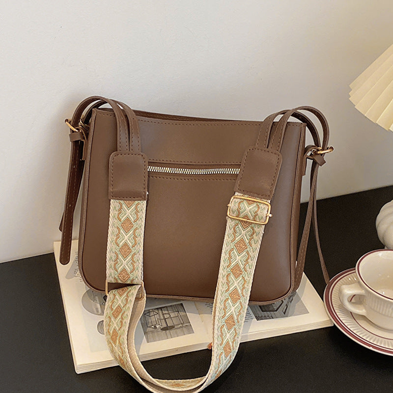 Fashion Simple Trend Spring Female Personality Shoulder Bags
