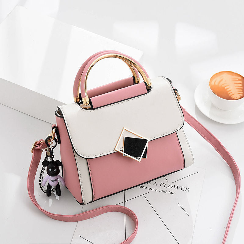 Women's Korean Style Fashionable Large Capacity Shoulder Bags