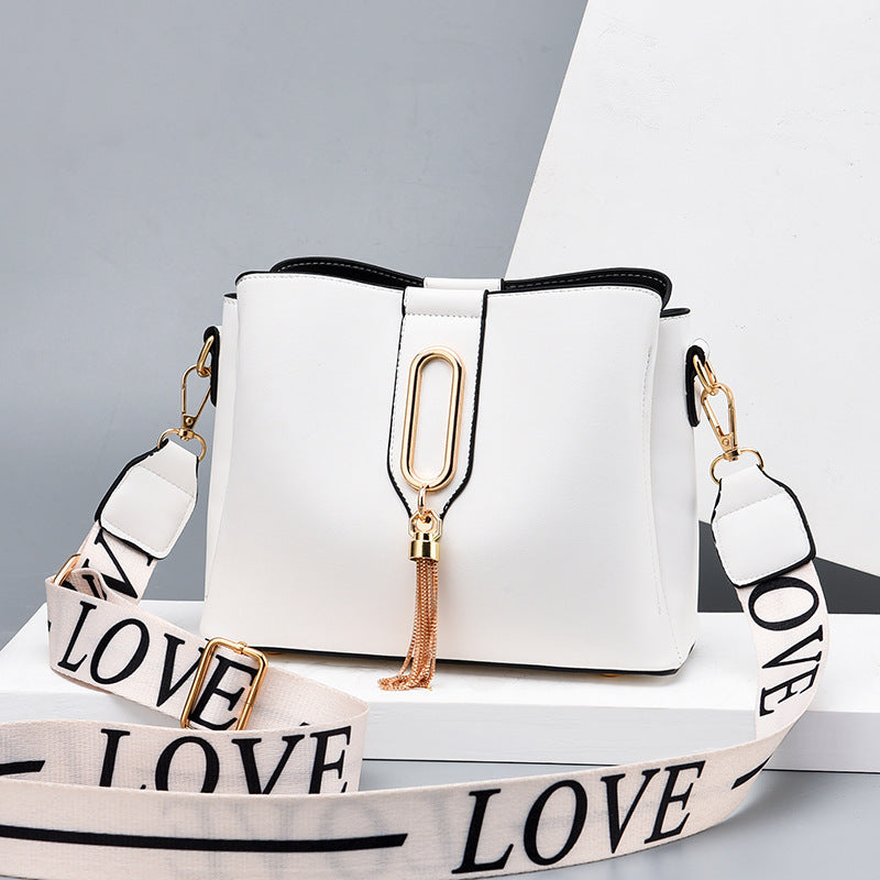 Cool Women's Fashion Wide Strap Large Crossbody Bags