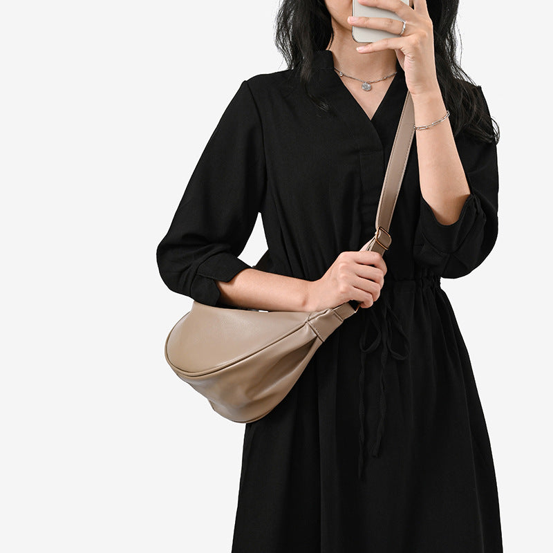 High-grade Soft Leather Dumpling Schoolgirl Minority Crossbody Bags