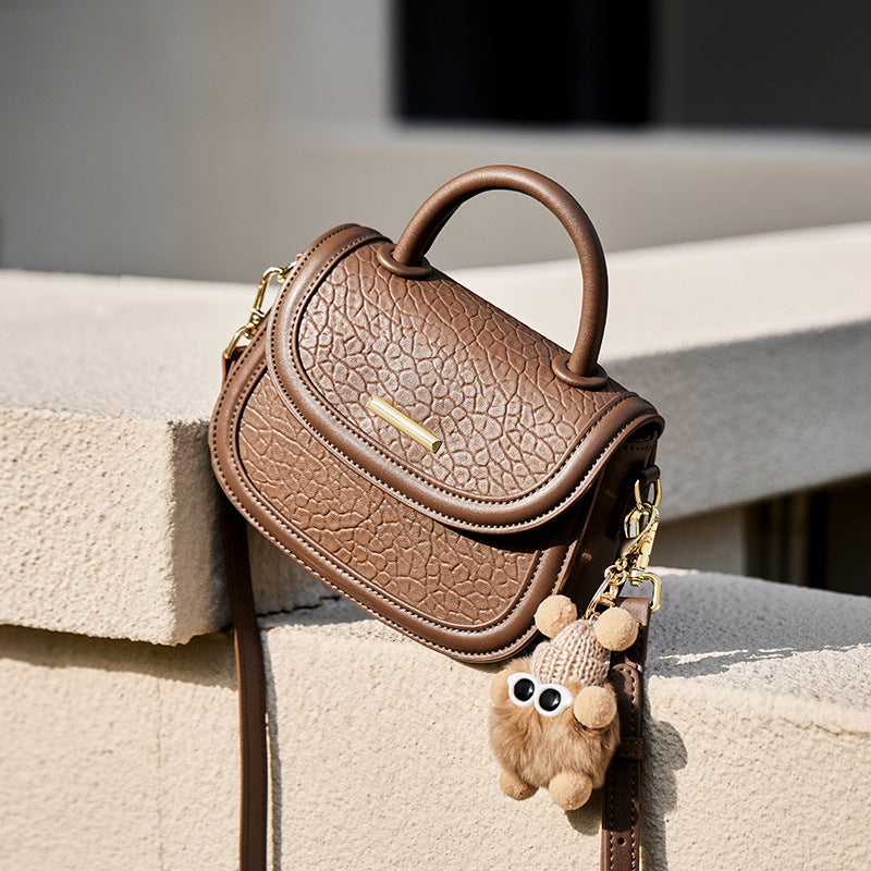 New Women's Contrast Color Saddle Leather Handbags