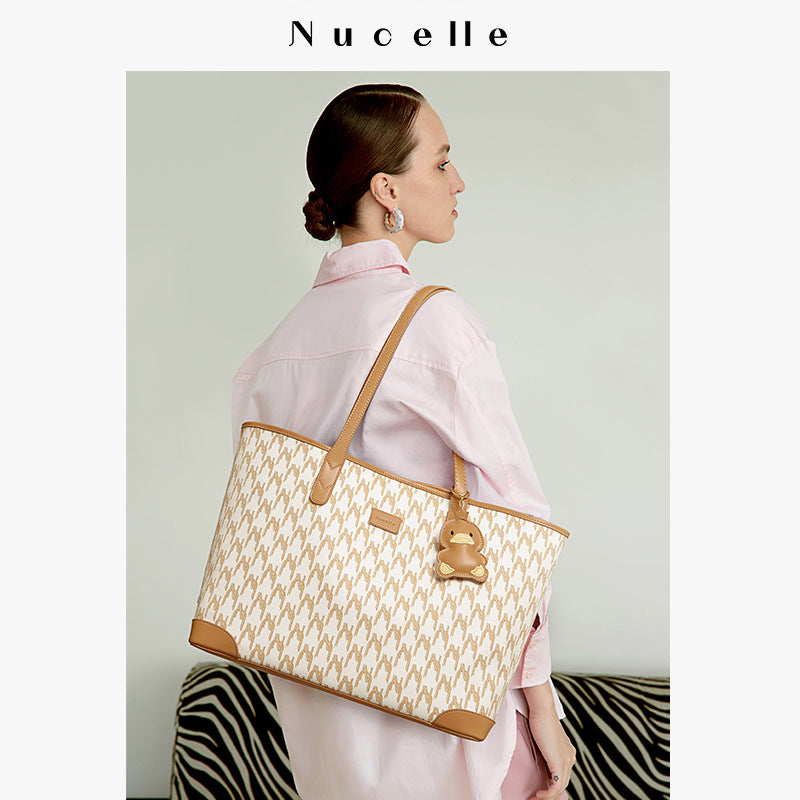 Women's Abroad Vintage Commuter Large Capacity Presbyopic Bags