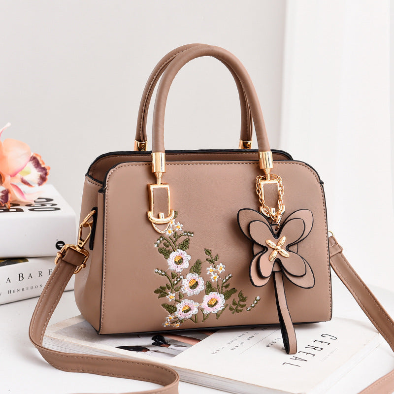 Women's Innovative Elegant Trendy Fashion Embroidery Crossbody Bags
