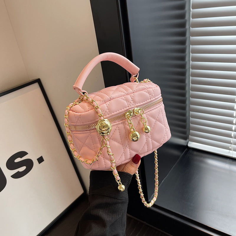 Slouchy Women's Texture Niche Chain Portable Bags