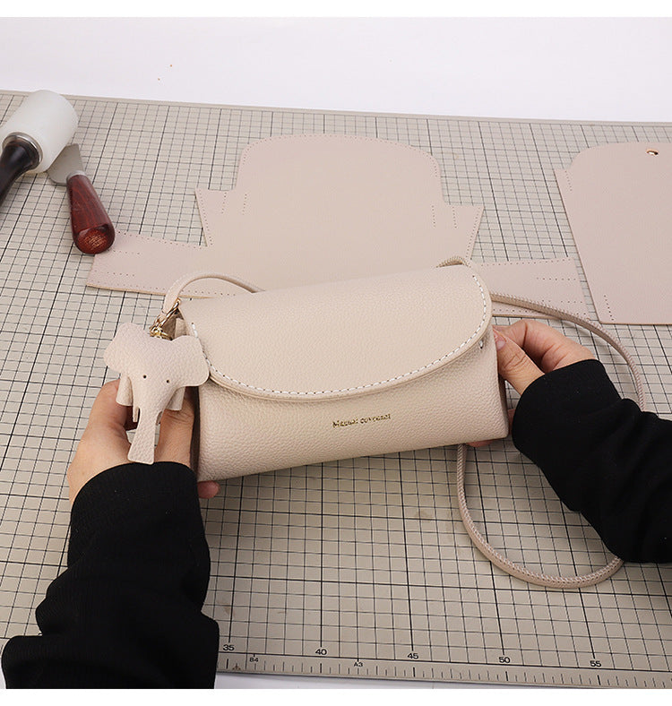 Women's Soft Leather Spring Simple Western Style Shoulder Bags