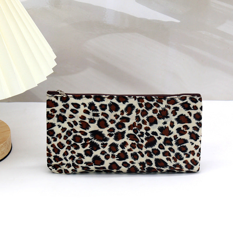Beautiful Horizontal Storage Letter Jacquard Hand Cosmetic Bags