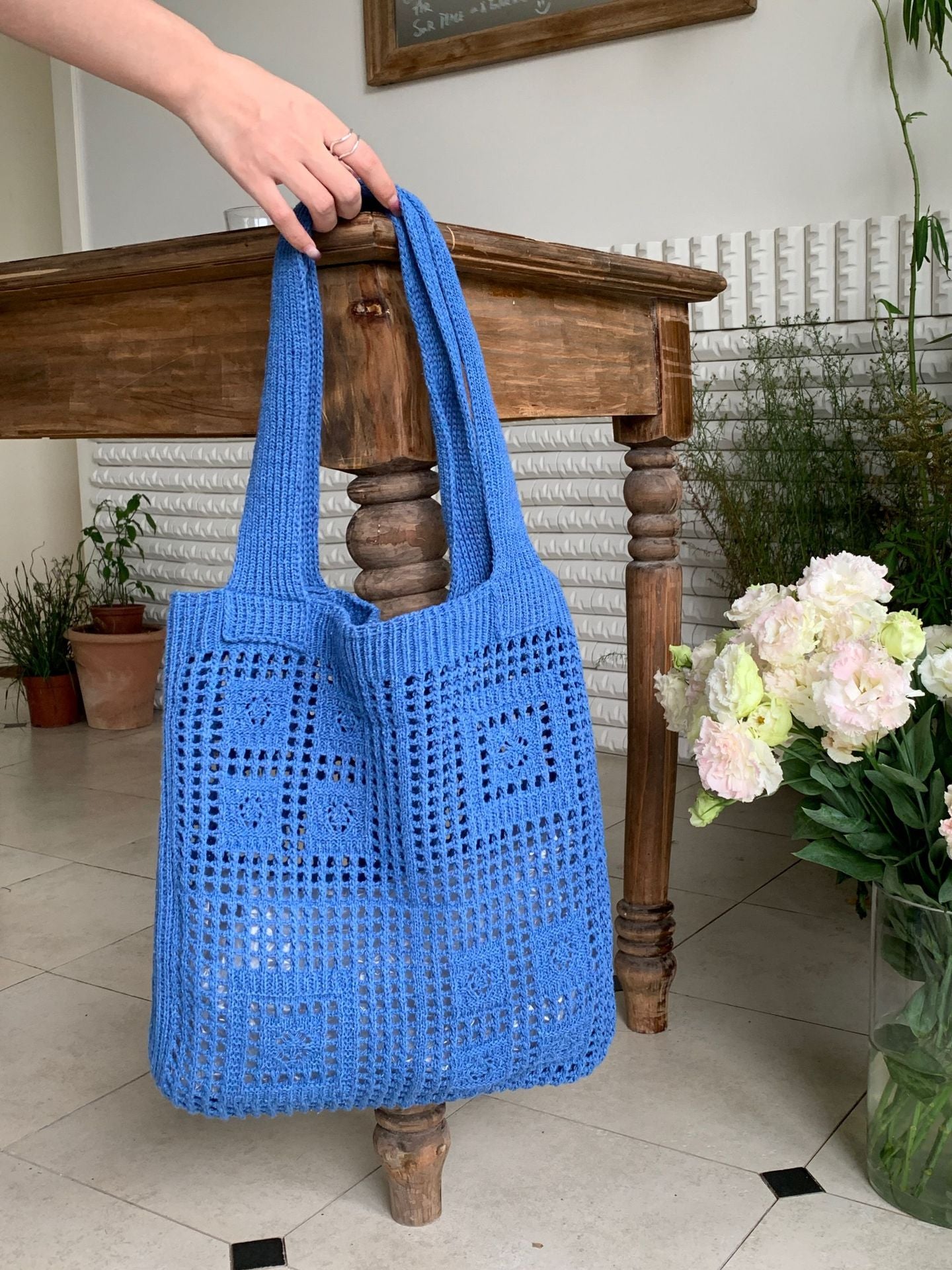 Women's Retro Mesh Hollow Out Hand-woven Wool Shoulder Bags