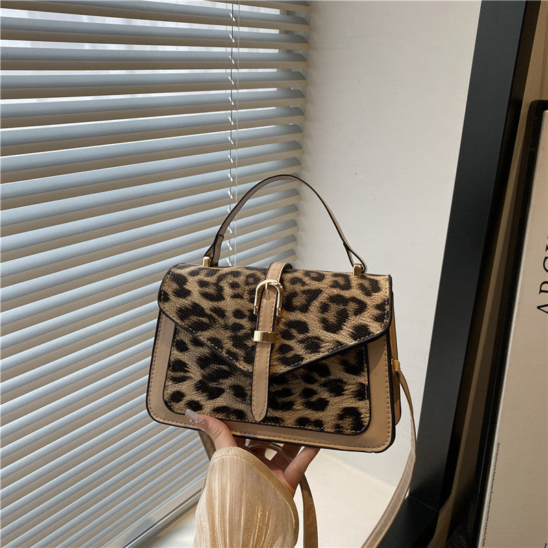 Leopard Print Autumn Personality Fashionable Stylish Female Commute Leisure Bags