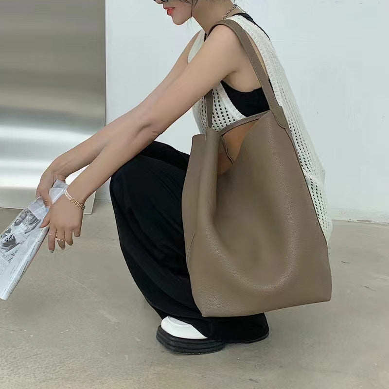 Women's Design Cowhide Large Capacity Versatile Simple Shoulder Bags