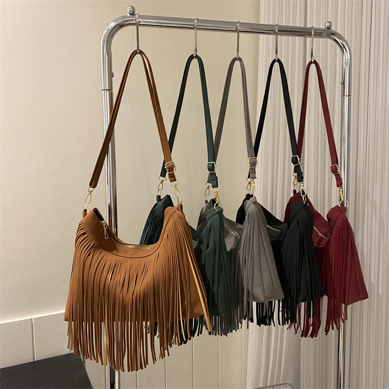 Trendy Personality Tassel Retro Large Capacity Winter Sweet Shoulder Bags