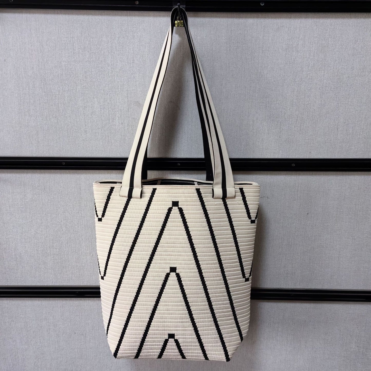 Knitted Wave V-shaped Versatile Fashion Large Shoulder Bags