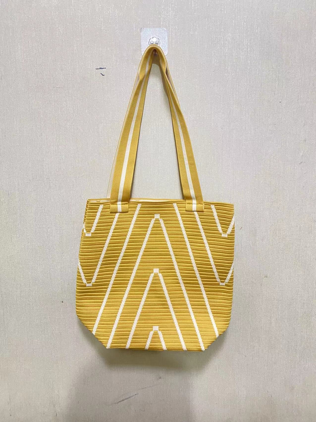 Knitted Wave V-shaped Versatile Fashion Large Shoulder Bags