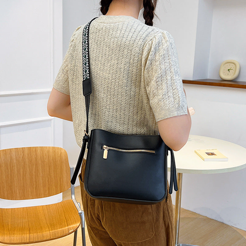 Fashion Simple Trend Spring Female Personality Shoulder Bags
