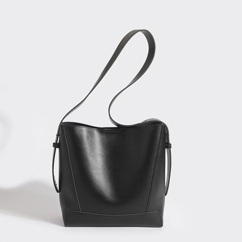 Women's Fashion Versatile Large Capacity Underarm Commuter Bags
