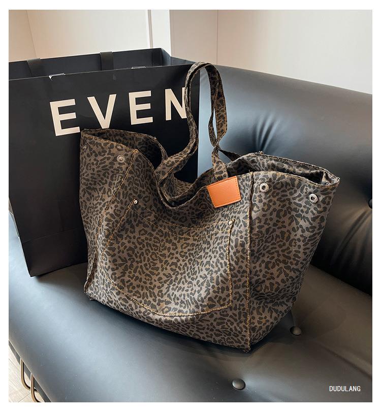Women's Leopard Print Autumn Floral Fried Street Shoulder Bags