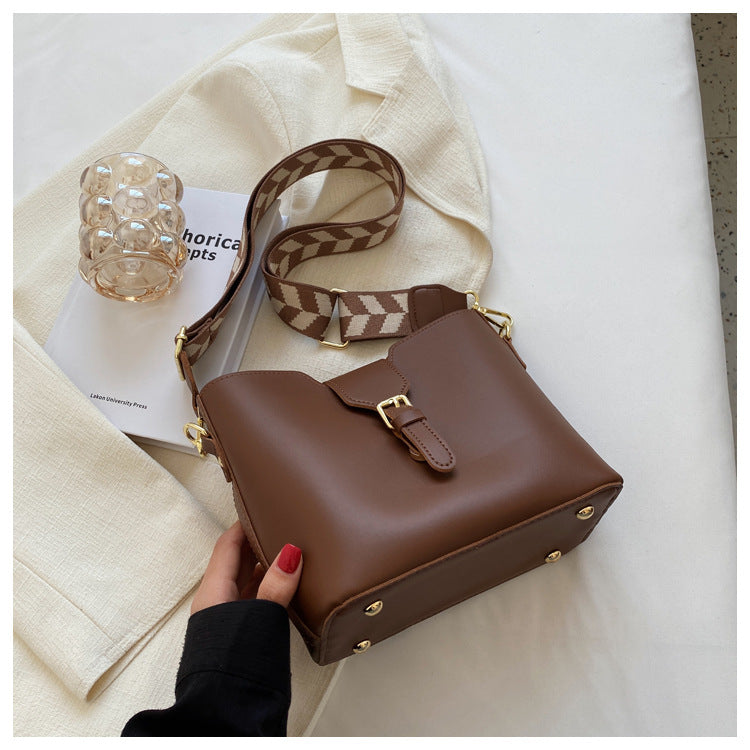 Women's Quality High-grade Wide Strap Contrast Color Crossbody Bags