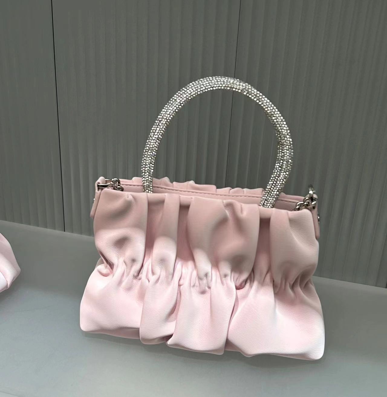 Women's Macaron Fresh Summer Fashion Pleated Cloud Handbags