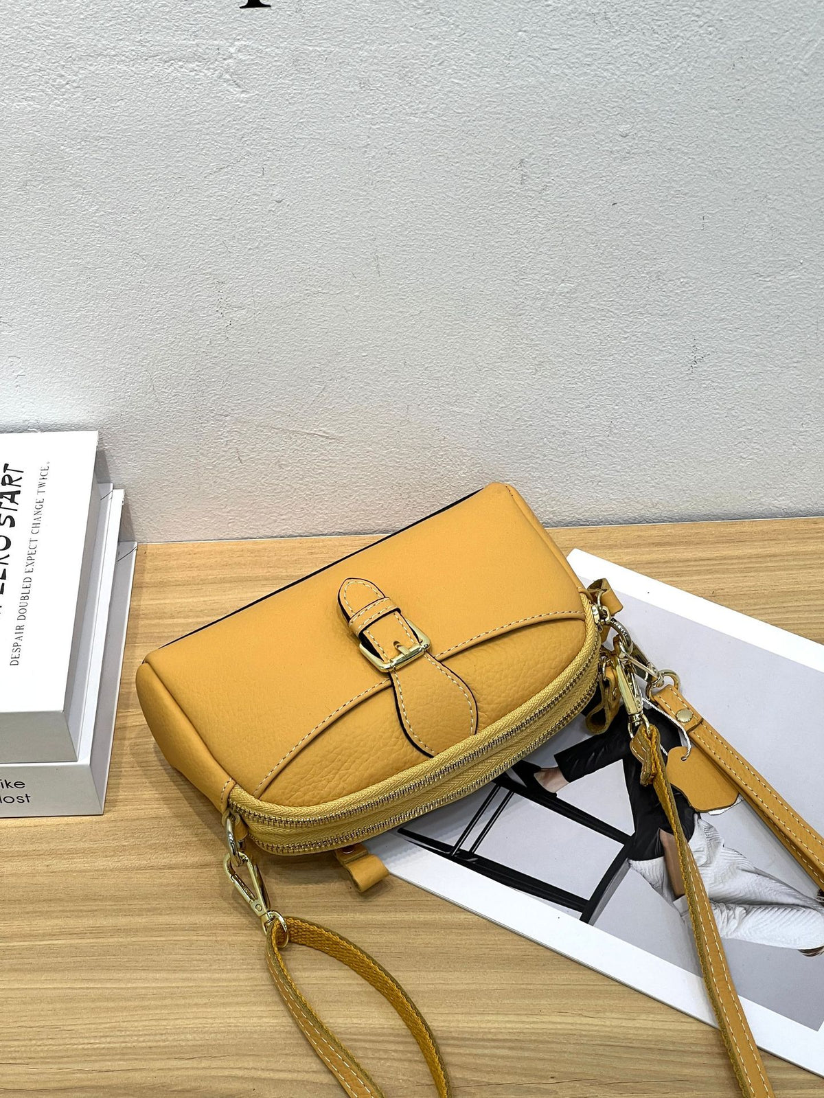 Women's Broadcast First Layer Cowhide Lady's Cute Women's Shoulder Bag