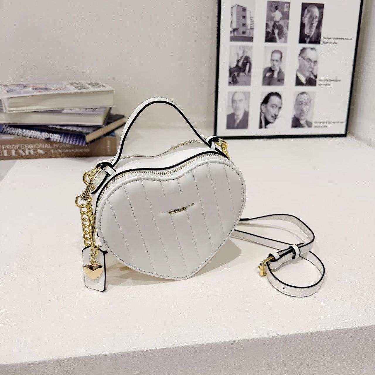 Fashion Classic Logo Heart-shaped Old Floral Bags