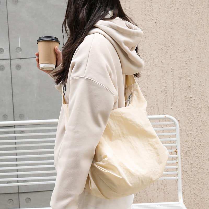 Women's Leisure Retro Simple Large Capacity Dumpling Crossbody Bags