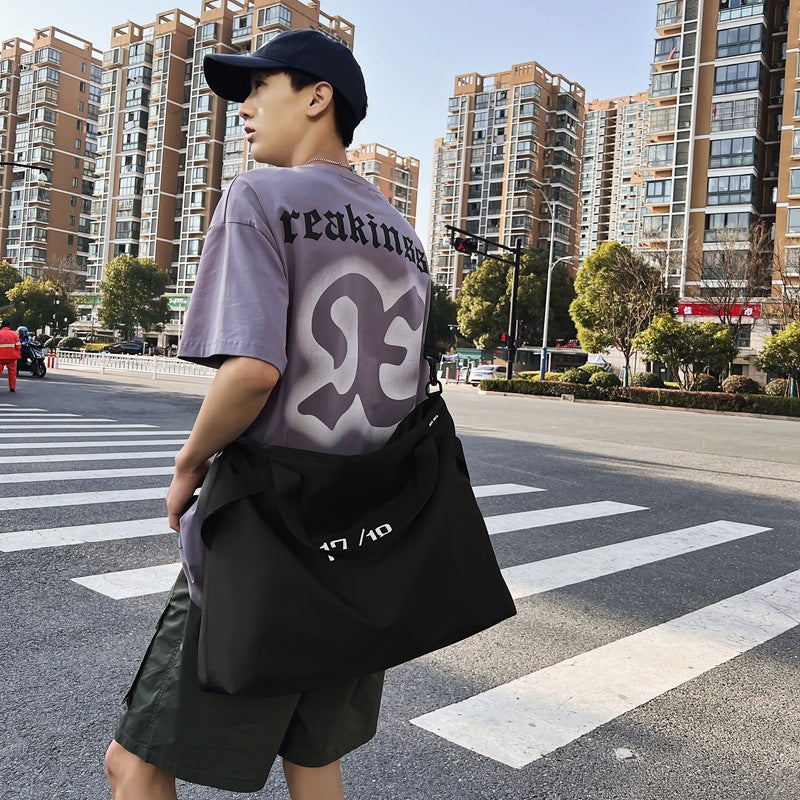 Women's Large Capacity And Lightweight Big Neutral Trendy Cool Shoulder Bags