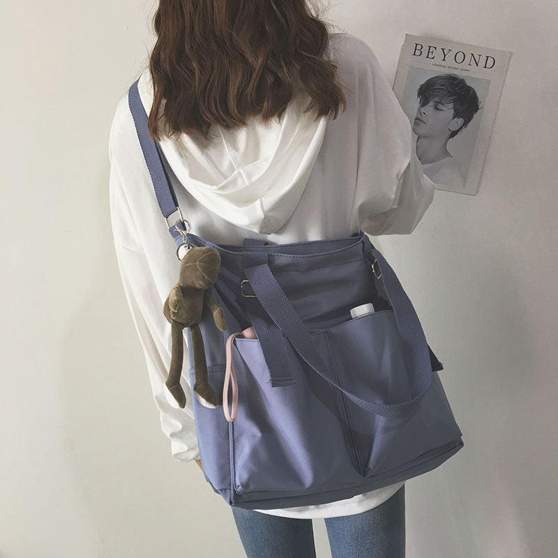 Women's Waterproof Nylon Large Capacity Lightweight Multifunctional Crossbody Bags