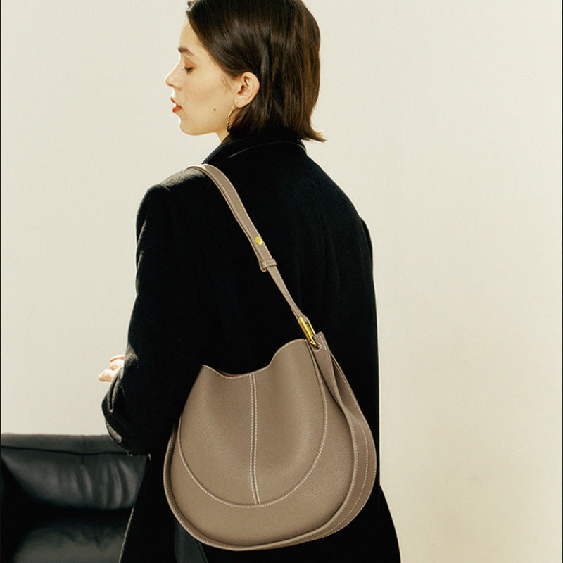 Women's Layer Cowhide Special Interest Light Luxury Shoulder Bags