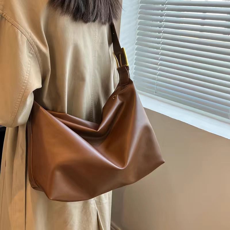 Large Capacity Female College Feeling Soft Wind Bags