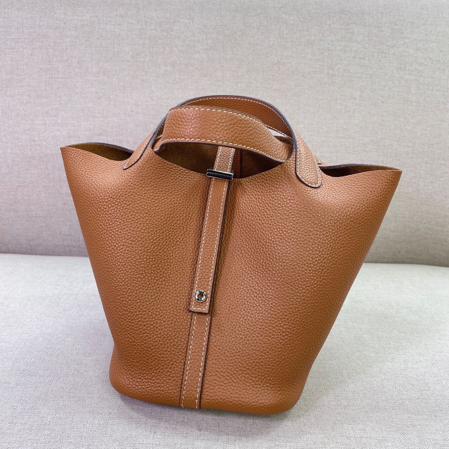 Women's Cowhide Lychee Pattern Vegetable Basket Handbags