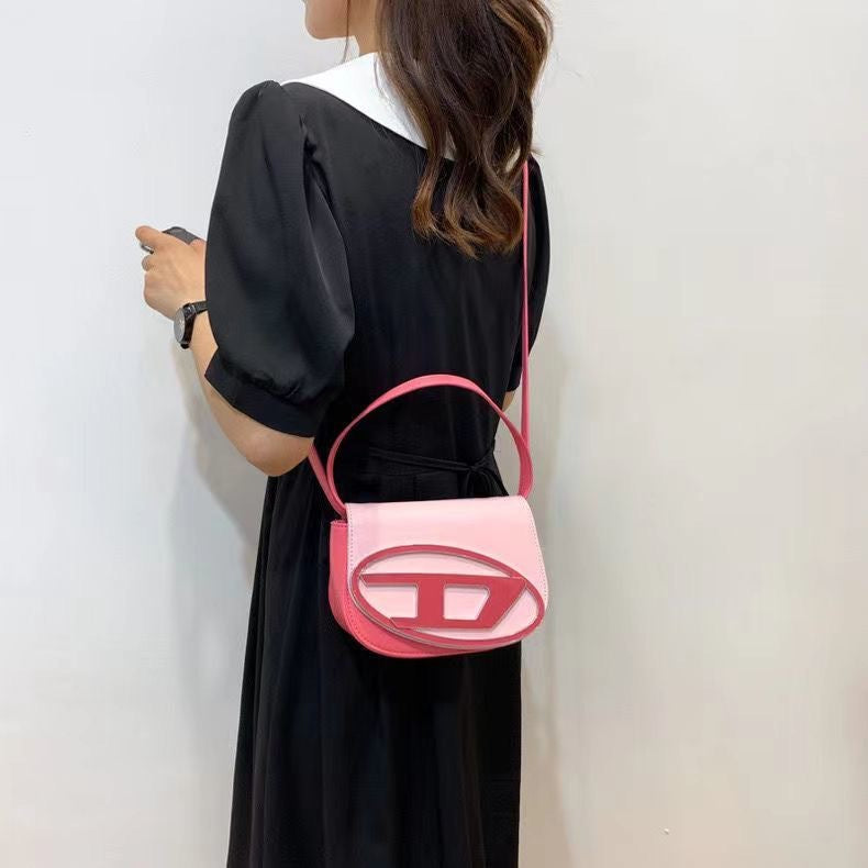 Women's Retro Fashion Western Style Niche Advanced Crossbody Bags