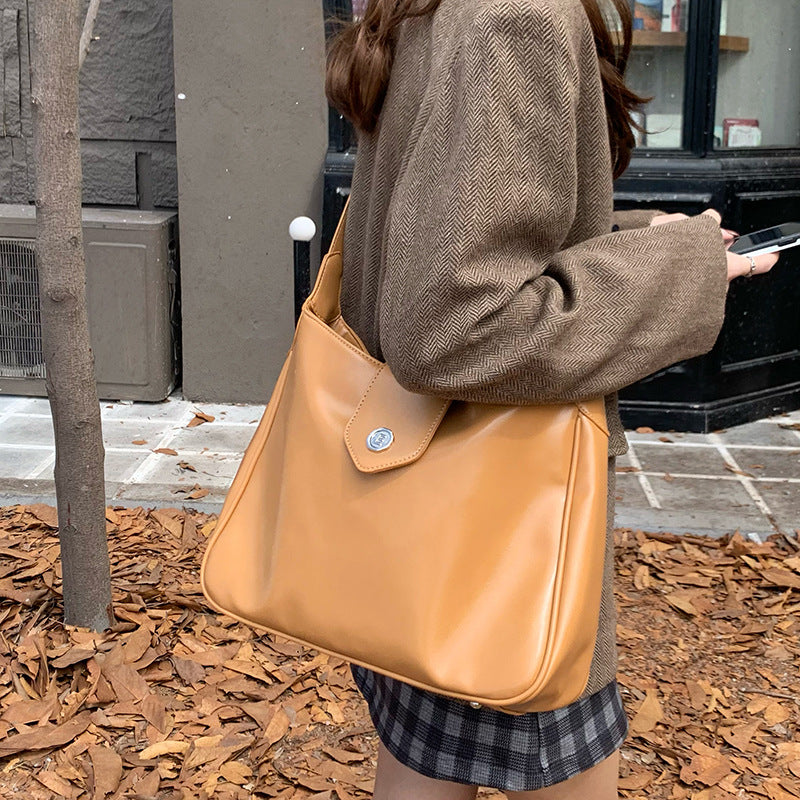 Women's Korean Retro Oil Waxed Leather Large Shoulder Bags
