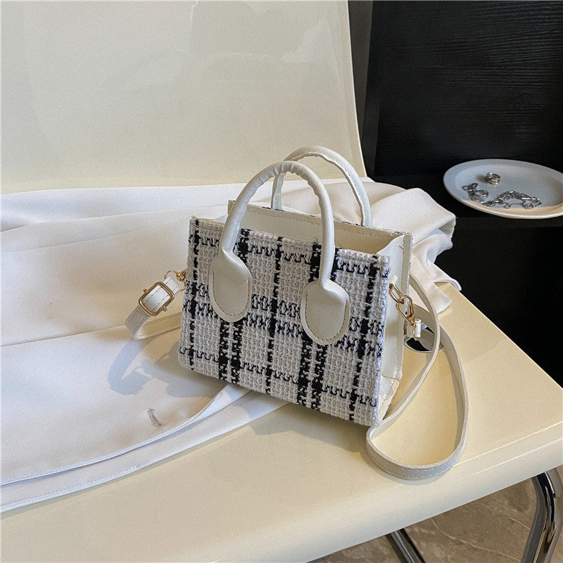 Trendy Pouch Fashion Check Pattern Lightweight Simple Crossbody Bags