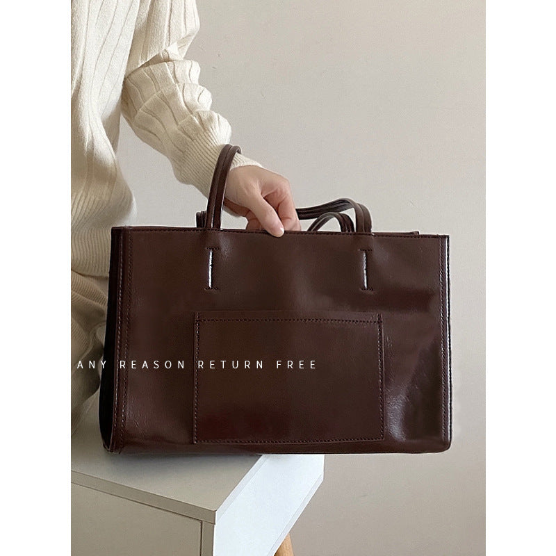 Women's Early Autumn Large Capacity Class Trendy Leisure Shoulder Bags