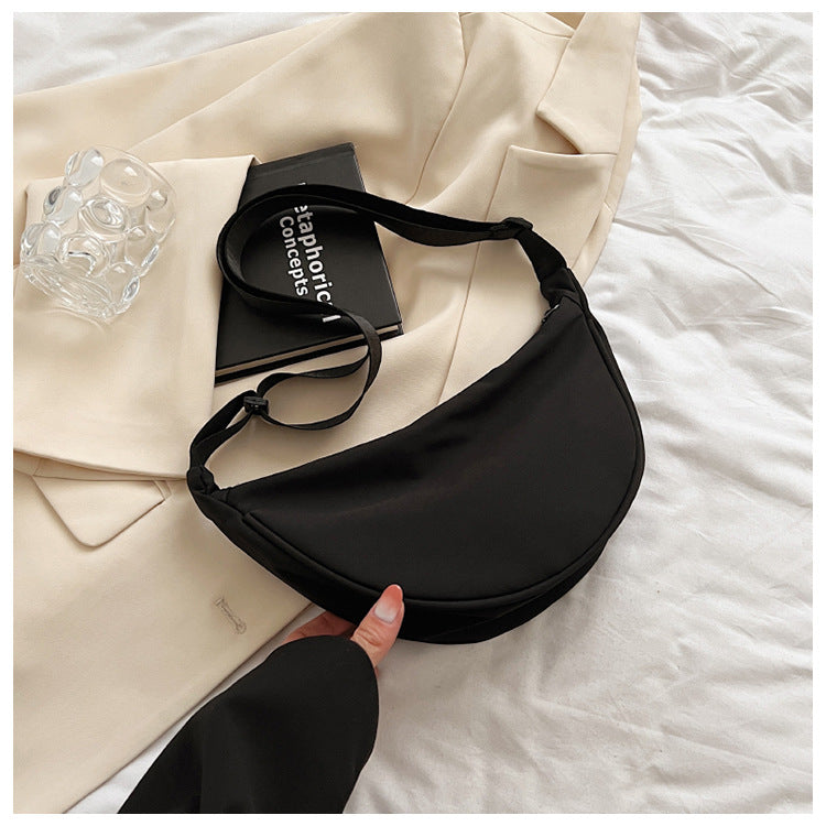 Women's Nylon Trendy Dumpling Lightweight Style Crossbody Bags