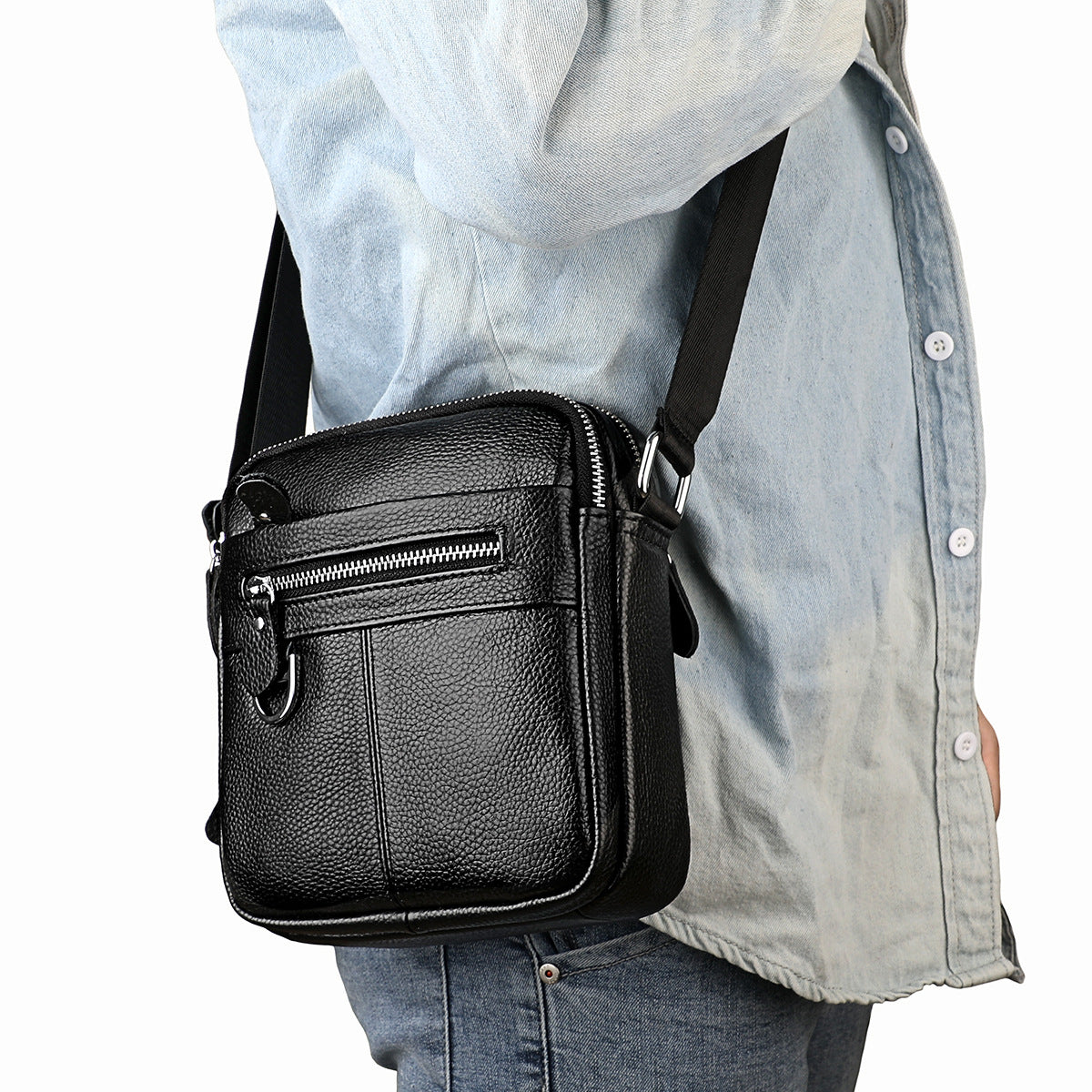 Men's Creative Trendy First Layer Cowhide Men's Chest Bags