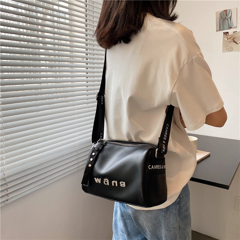 Graceful Women's Fashion Pillow Texture Cylinder Bags