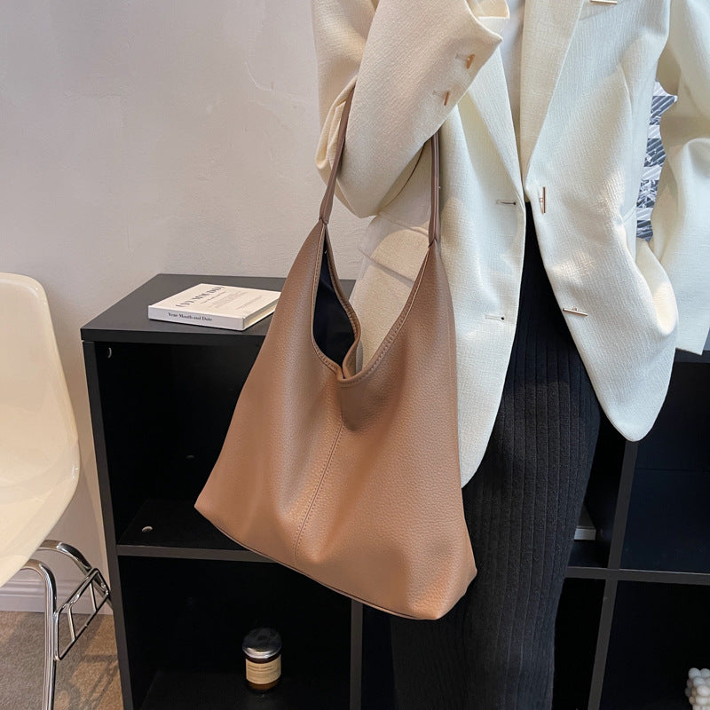 Unique Underarm Female Class Large Capacity Shoulder Bags