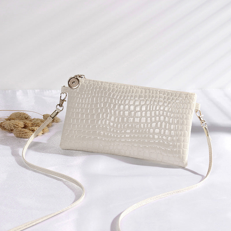 Women's Crocodile Pattern Hand Patent Leather Crossbody Bags