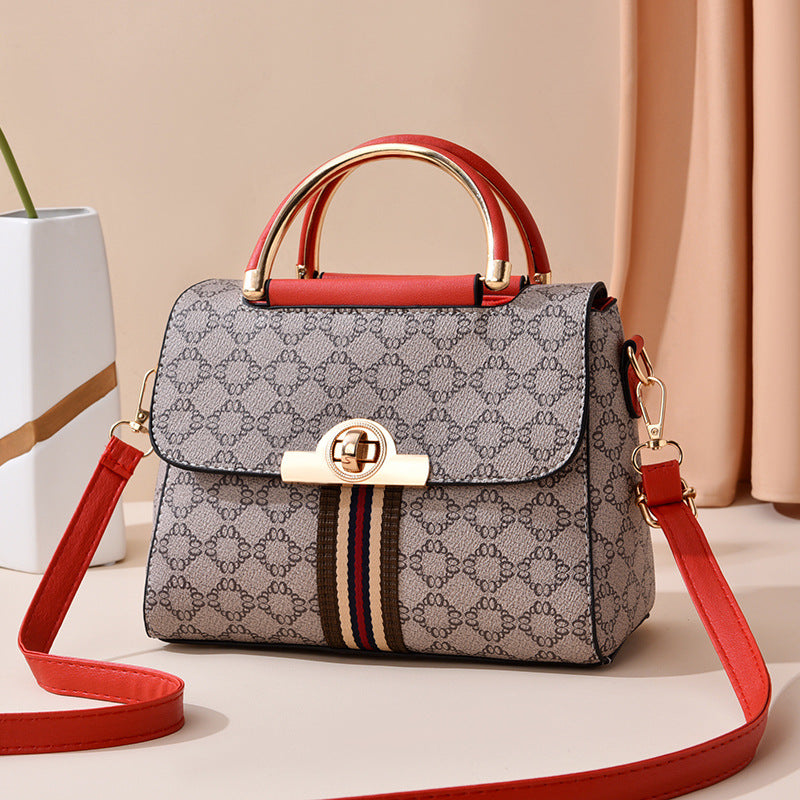 Women's Summer Fashion Large Capacity Retro Handbags