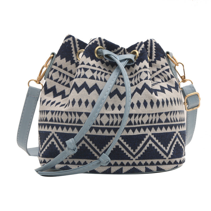 Women's Popular Western Style Ethnic Versatile Texture Bags