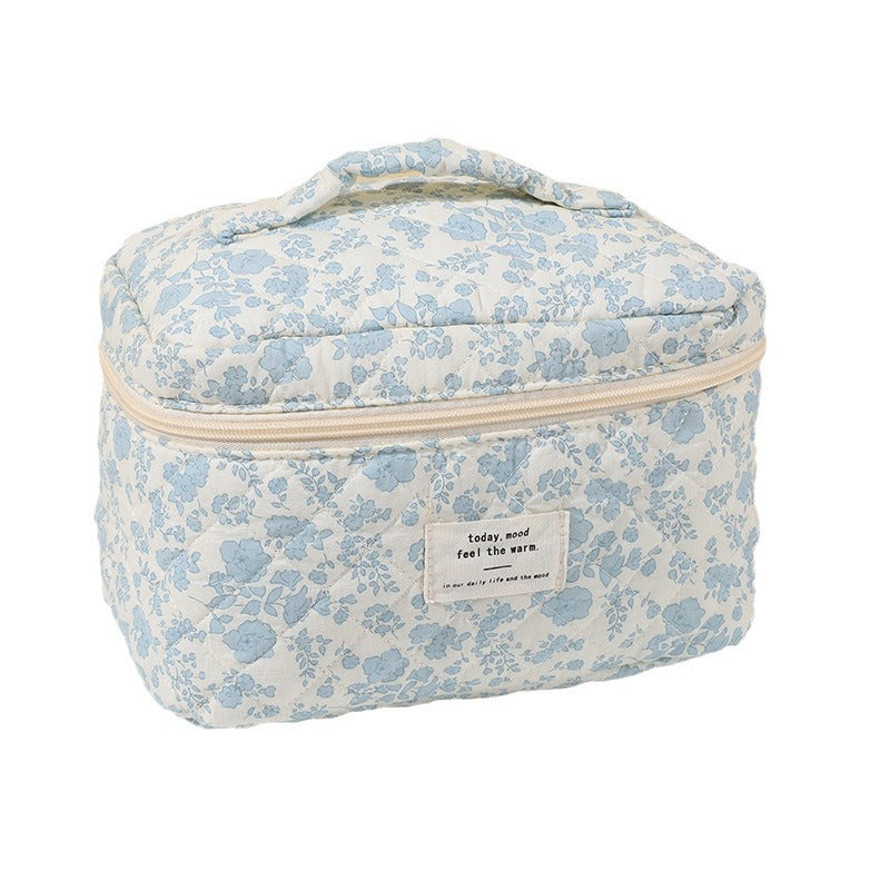 Casual Portable Floral Large Capacity Quilted Cosmetic Bags