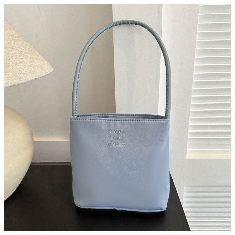Women's Fashion Embroidered High Elastic Waterproof Nylon Shoulder Bags
