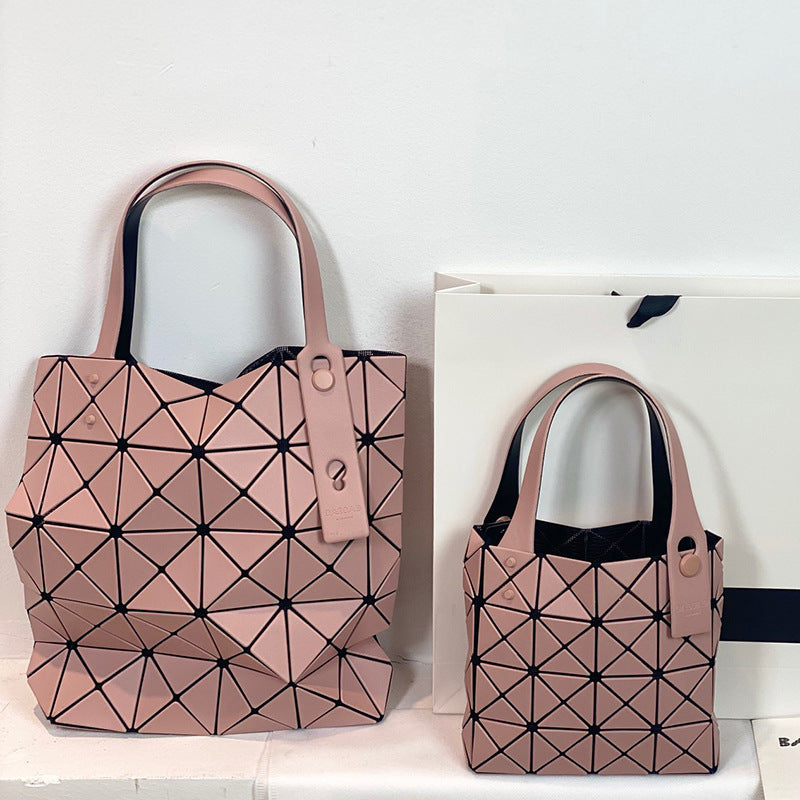 Charming Limited Same Nail Box Geometric Handbags