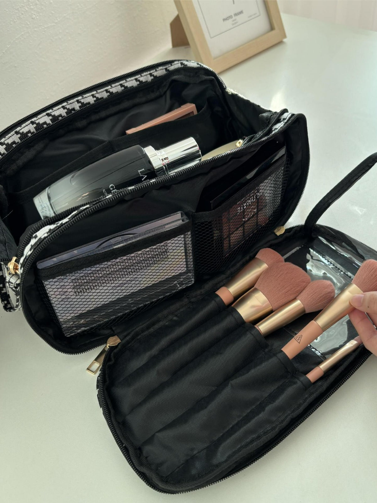 Women's Large Capacity Portable High-grade Makeup Brush Cosmetic Bags
